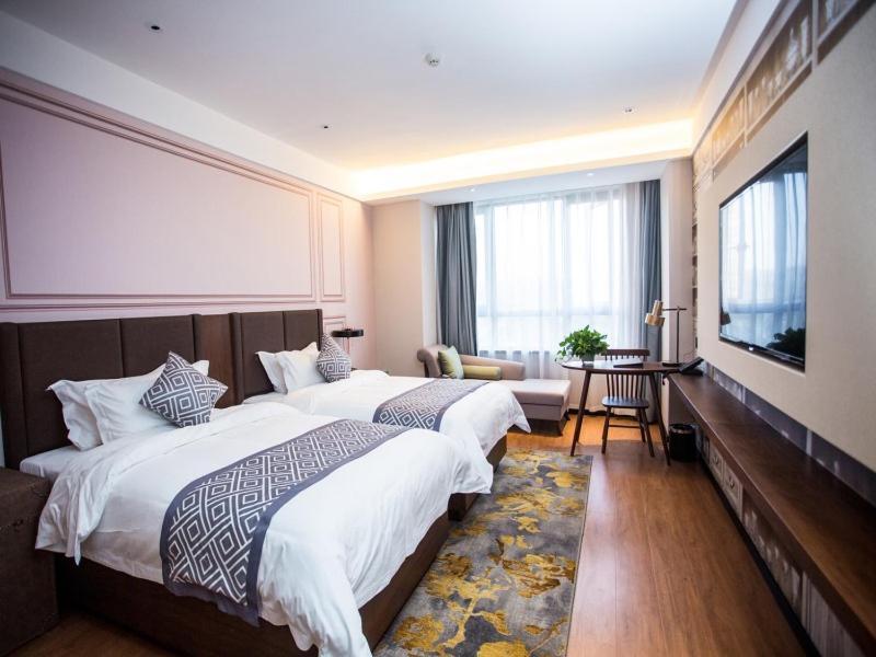 Gemei Hotel Luoyang Longmen High-Speed Railway Station Esterno foto